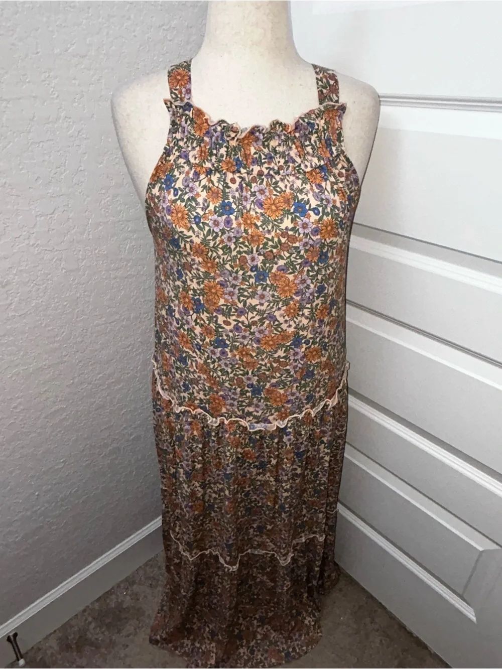 Palmer & Purchase Ruffle Floral Print Criss Cross Open Back Maxi Dress